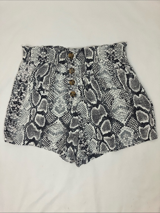 Derek Heart Pants - Derek Heart High-Waist Snake Print Shorts - Black & White Womens Size Medium